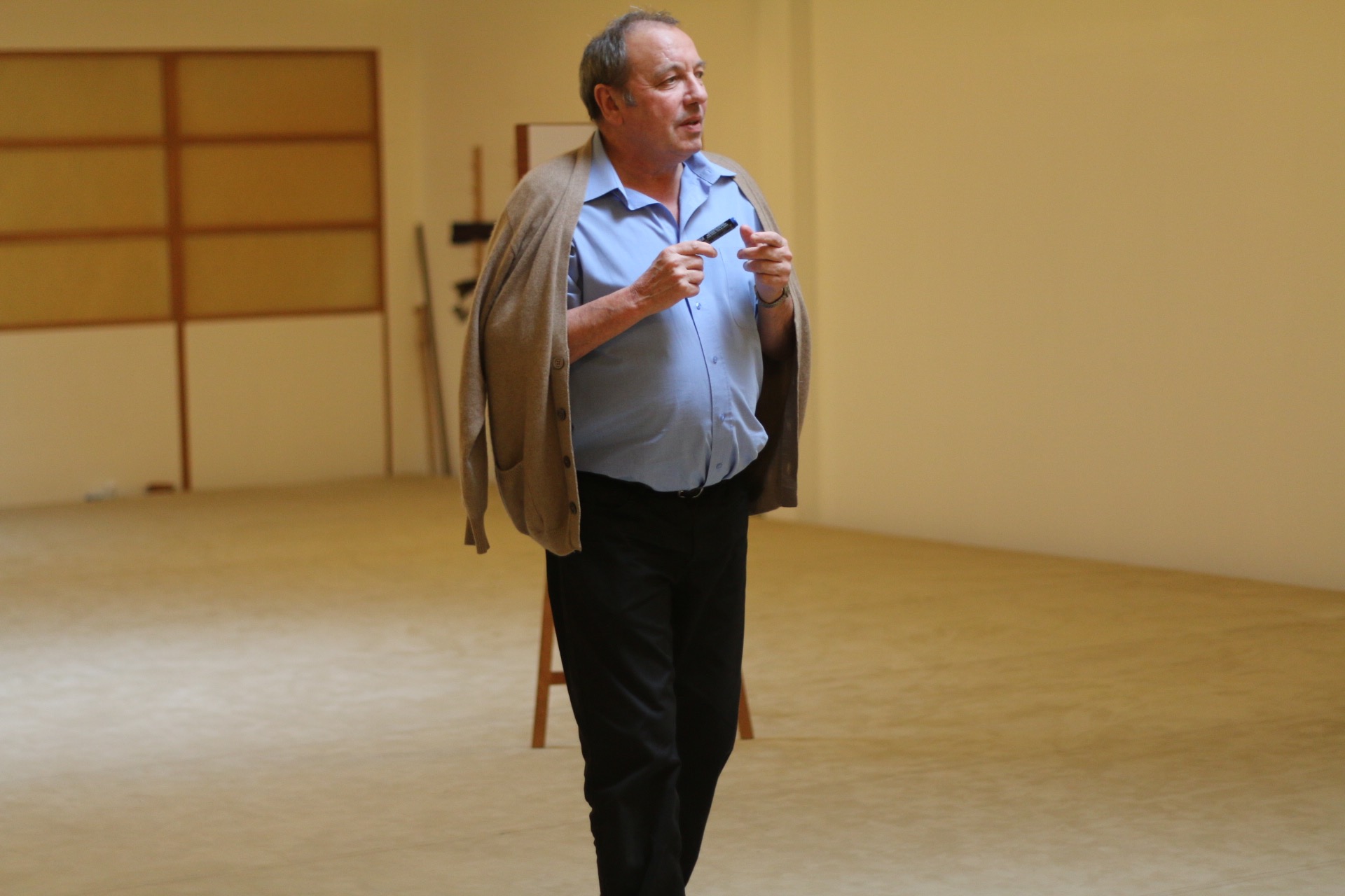 une autre conception de la santé - la maladie Regis Soavi en conférence